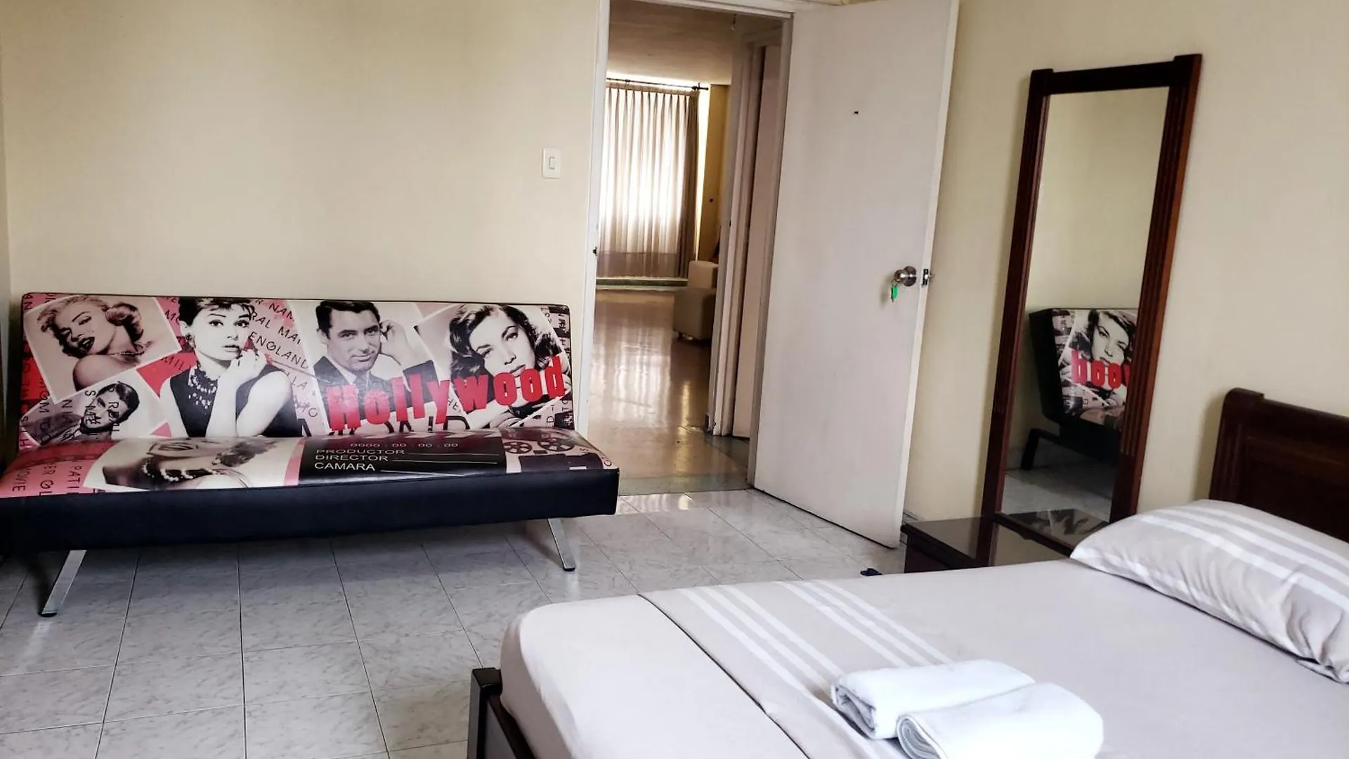 Apartamento Mom'S House Granada Cali